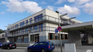 Bild der Schule von außen